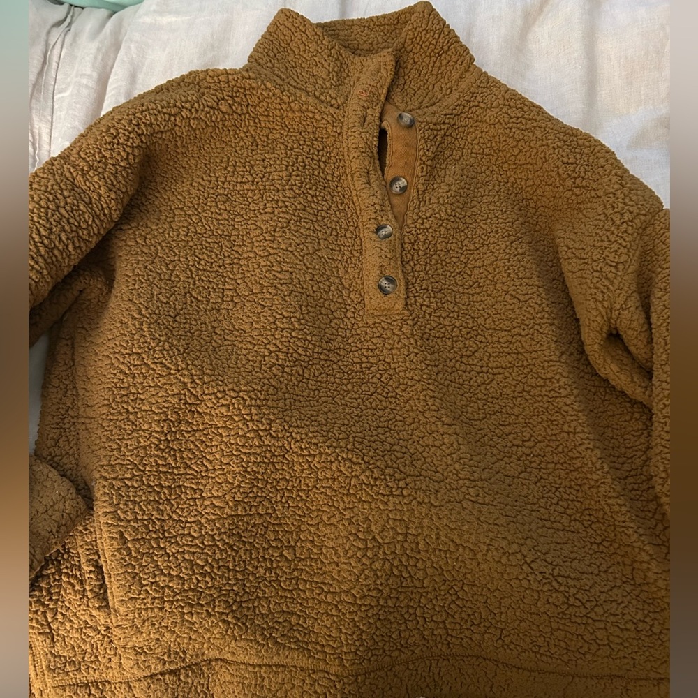 Arie Pullover size M